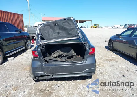 2021 Subaru Legacy Premium z USA, uszkodzony, nr VIN 4S3BWAF62M3012812